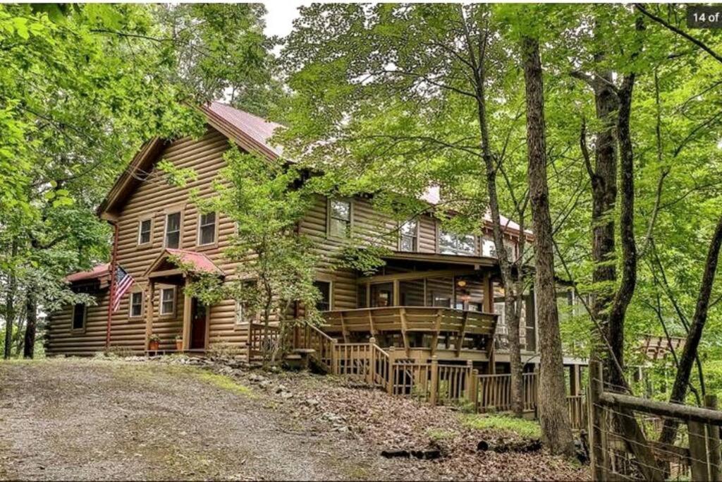 Blue Ridge Bliss- Spacious Cabin, Pets, Hot Tub! Bagian luar foto