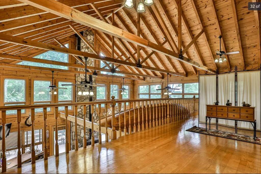 Blue Ridge Bliss- Spacious Cabin, Pets, Hot Tub! Bagian luar foto